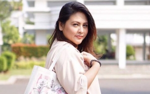 Tak Pedulikan Cibiran Haters, Audy Item Pamer Senyum Menawan