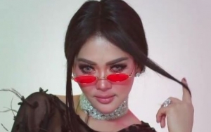 Lagi Syantik Tembus Chart Billboard Syahrini Akhirnya Pasrah