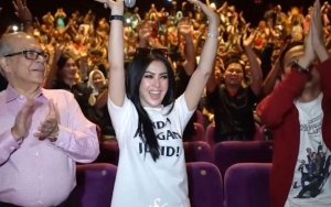 Dijuluki Bos Terbaik, Begini Ternyata Perlakuan Syahrini ke 'Bodyguard'