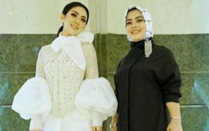 Penjual Tas Minta Maaf Soal Hermes Palsu, Syahrini Goda Adik Karena Urusi Berita Sampah