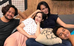 Unggah Foto Dwi Sasono cs, Sophia Latjuba Akui Rindu 'Tetangga Masa Gitu?'
