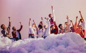 Serunya Seventeen Gelar Pesta Piama di MV 'Oh My!'