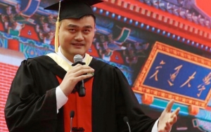 Legenda Basket Yao Ming Tepati Janji Lulus pada Orangtua Setelah 7 Tahun Kuliah