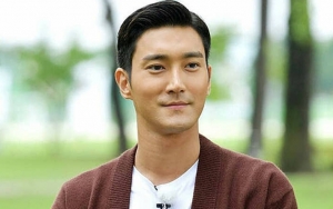 Bandingkan Diri Sendiri dengan Kuda di Postingan Ini, Siwon Digoda Changmin dan Member SuJu