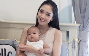 Baru Berusia 3 Bulan, Bayi Ririn Dwi Ariyanti Tak Rewel Diajak ke Lokasi Syuting