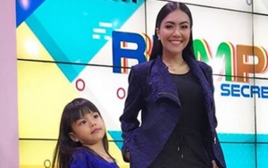 Feni Rose Blak-Blakan, Ungkap Perjuangan Denada dan Jerry Hadapi Vonis Kanker Shakira