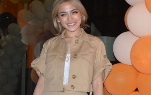  Jessica Iskandar Kasihan Richard Kyle Kepanasan di Ultah El Barack