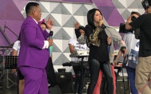 Demi Putra Jokowi, Hotman Paris Hutapea Rela Tinggalkan Syahrini