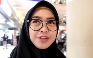 Terinspirasi 'Orang Ketiga', Kocaknya Ria Ricis Jalani Tantangan Adegan 'Aku Jijik' di Mal