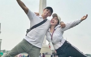 Drama Tangan Nyangkut, Kocaknya Caesar Hito-Felicya Angelista Ikuti Tantangan 'In My Feelings'