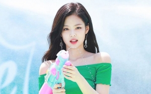 Tampil Seksi di Festival Musim Panas, Jennie Black Pink Dipuji Habis-Habisan