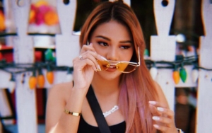 Pamer Selfie, Aurel Hermansyah Dipuji Cantik Eksotis Mirip Bule
