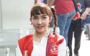 Roro Fitria Cantik Bersinar Mirip Ussy Sulistiawaty, Rahasianya Ternyata Tak Cuma Nyalon di Penjara