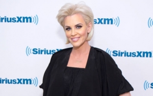 Ngeri, Jenny McCarthy Bagikan Video Saat 'Hantu' Mainkan Piano di Rumahnya