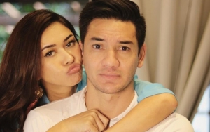 Andrew White Akui Tetap Romantis Usai Menikah, Ekspresi Kocak Nana Mirdad Curi Perhatian 