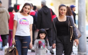 Pakai Legging Ketat Hingga Bagian Itu Nyeplak, Ashanty Juga Disindir Masih Olahraga Walau Adzan