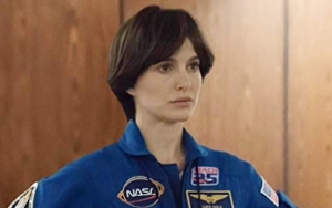 Berperan sebagai Astronot di 'Pale Blue Dot', Natalie Portman Nyaris Tak Dikenali