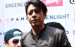 Ariel Kembali Kepergok Gandeng Wanita di Tempat Gelap, Pevita Pearce?