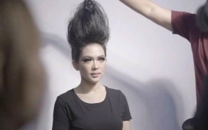 Syahrini Minta Publik Tidak Emosi Harga Tiket Konsernya Rp 25 Juta