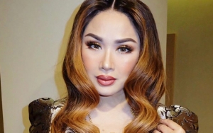 Usai Gagal Berdandan Freckles, Riasan Titi DJ Dicibir Bak Transgender hingga Orang Mabuk