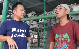 Jarang Disorot, Ternyata Denny Cagur Punya Tukang Kebun yang Super Kocak