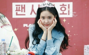 Sempat Dituding Oplas Wajah, Foto-Foto Na Eun di Fansign Tuai Pujian Netter