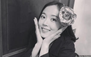 Pamer Naskah 'Familiar Wife', Kecantikan Kang Han Na Bikin Silau