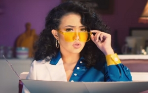 'Takkan Apa' Putus Cinta, Yura Yunita Tampil Ceria dan Jenaka di Video Klip Baru