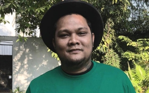 Foto Selfie Bareng Sang Buah Hati, Muka Virgoun Disebut 'Genderuwo'