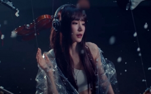 Rilis MV 'Over My Skin', Tiffany Ajak Fans Pilih Adegan Favorit