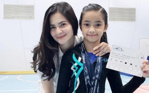 Cut Tari Dipuji Awet Muda, Foto Bareng Jedar dan Andre Taulany Banjir Sanjungan