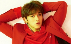 Syuting 'Ask Us Anything', Proporsi Tubuh Lucas NCT Pakai Seragam Disorot