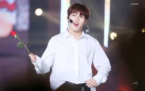 Ha Sung Woon Wanna One Jadi Idol Tercepat Nyalakan Api di 'Laws of the Jungle'