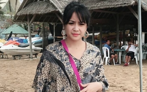Pose 'Duck Face' Hingga Poni Rambut awut-Awutan, Nagita Slavina Tetap Banjir Pujian