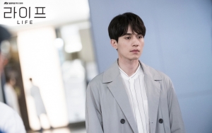 'Life' Disebut Membosankan, Netter Kritik Akting Lee Dong Wook 
