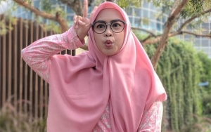 Fotonya Terpampang di Baliho Larangan 'In My Feelings Challenge' Tulungagung, Ria Ricis Geram