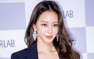 Seksi Pamer Paha dan Belahan Dada Usai Alami Malpraktek, Wajah Han Ye Seul Berubah?