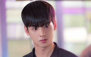 Cuek Tapi Perhatian, Sikap Cha Eunwoo di 'Gangnam Beauty' Bikin Netter Klepek-Klepek