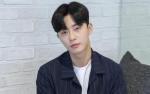 Balik dari London, Park Seo Joon Dicibir Soal Gaya Busana Hingga Gosip Kencan