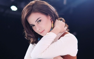 Astrid Tiar Pamer Senyum Cerah 'Dibonceng' Presiden Joko Widodo