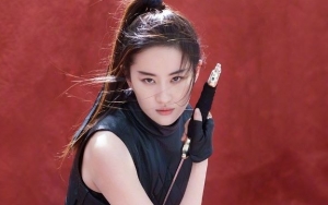 Disney Bagikan Tampilan Perdana Liu Yifei sebagai Mulan, Mirip?