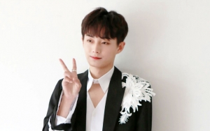Pamer Logo Baru, Kim Yong Guk Dianggap Menggemaskan Mirip Kucing