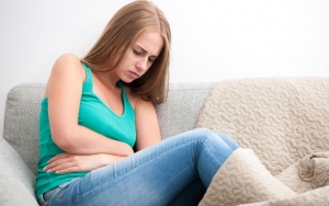  7 Cara Menghilangkan Nyeri Perut Saat Menstruasi Tanpa Obat-Obatan