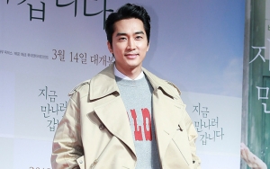 Ganteng Banget, Begini Gaya Keren Song Seung Heon Pamer Mobil Mewah di 'Player'