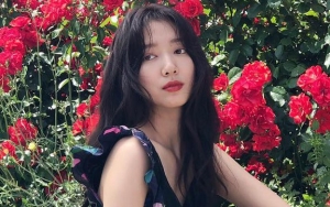 Pamer Foto-Foto di Spanyol, Park Shin Hye Pose Cantik dan Anggun