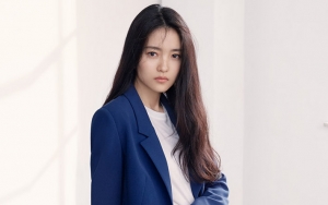 Foto Kelulusan Kim Tae Ri Saat SD Jadi Topik Perbincangan Netter 