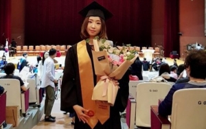Minzy Lulus dari Universitas Baekseok, Intip Foto-Foto Wisudanya