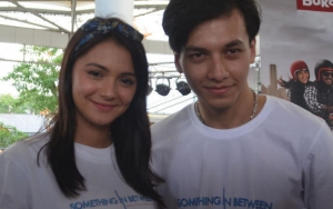 Bintangi 'Something In Between', Ini Tantangan Amanda Rawles & Jefri Nichol