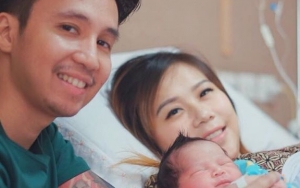 Ditinggal Mertua & Ibu Pulang, Cherly Juno Kebingungan Urus Bayi