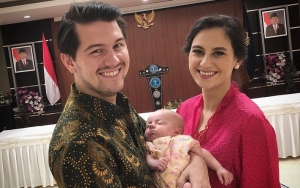 Selfie Bareng Sang Ayah, Kecantikan Bayi Bule Marissa Nasution Curi Perhatian